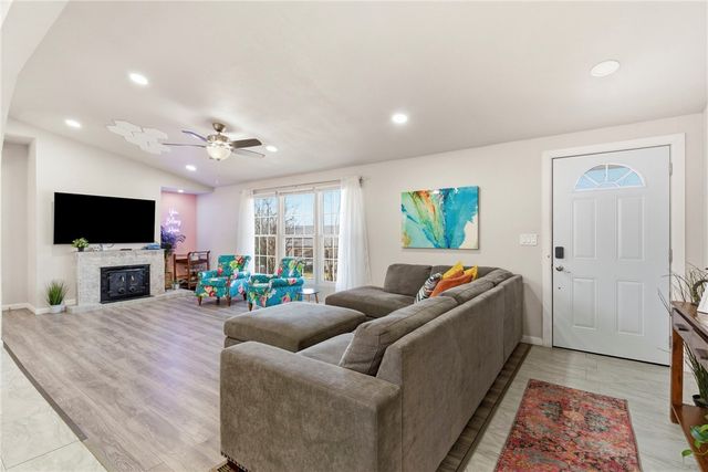 35 Kensington Drive, Bella Vista, AR 72715