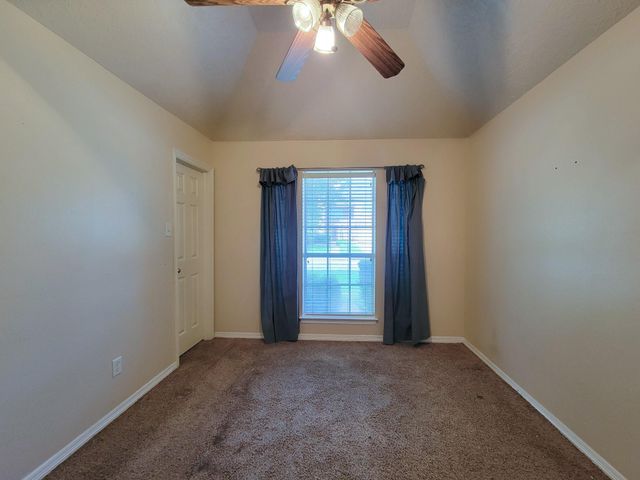 18511 Falcon Crest Drive, Humble, TX 77346