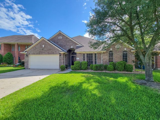 18511 Falcon Crest Drive, Humble, TX 77346