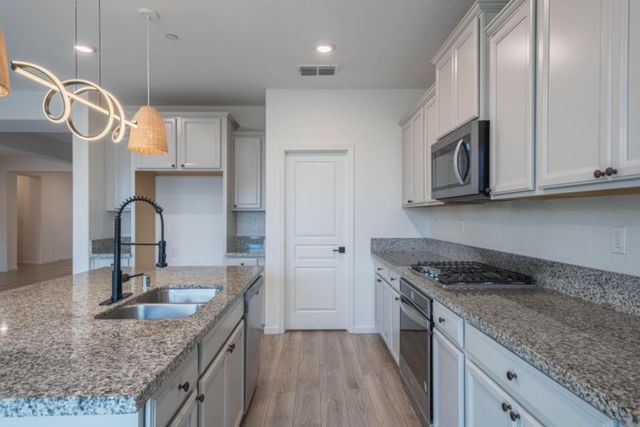 1121 Trailside Drive, San Juan Bautista, CA 95045