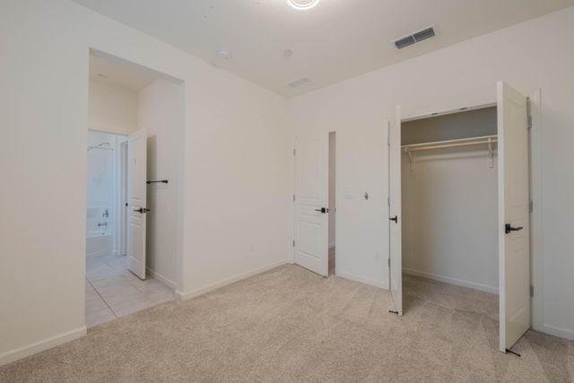 1121 Trailside Drive, San Juan Bautista, CA 95045