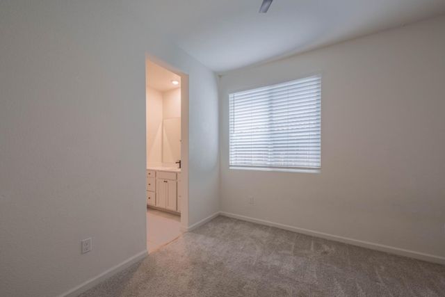 1121 Trailside Drive, San Juan Bautista, CA 95045