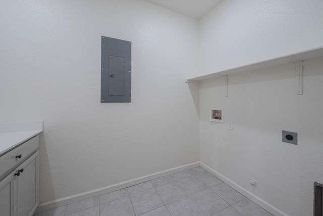 1121 Trailside Drive, San Juan Bautista, CA 95045