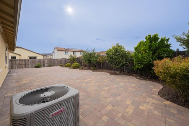 1121 Trailside Drive, San Juan Bautista, CA 95045