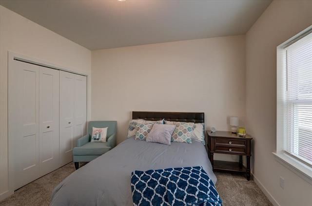 1232 Tivoli Circle, Oregon, WI 53575