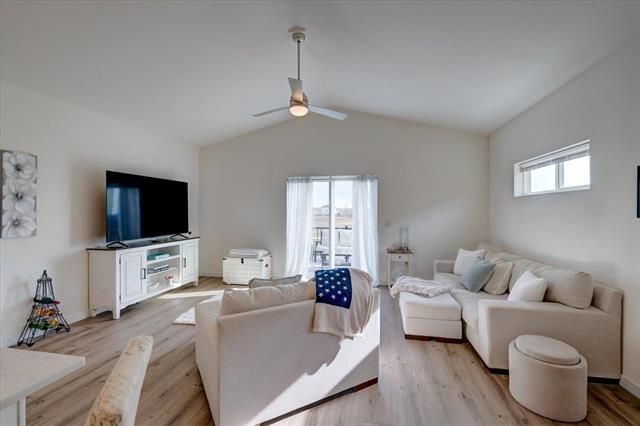 1232 Tivoli Circle, Oregon, WI 53575