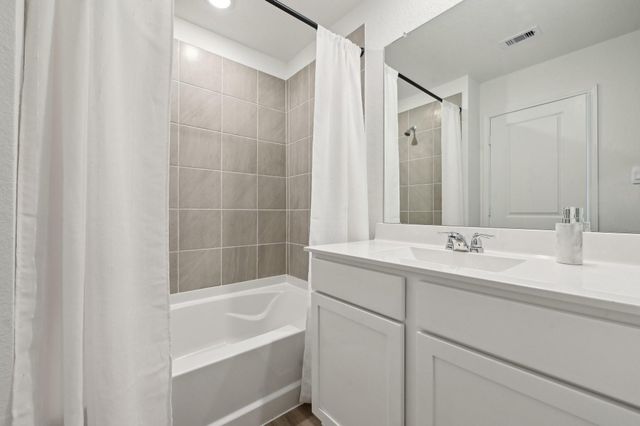 1055 Moon Drop Lane, Houston, TX 77090