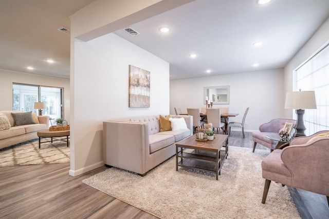 7812 Pebbleford Road, Fort Worth, TX 76134