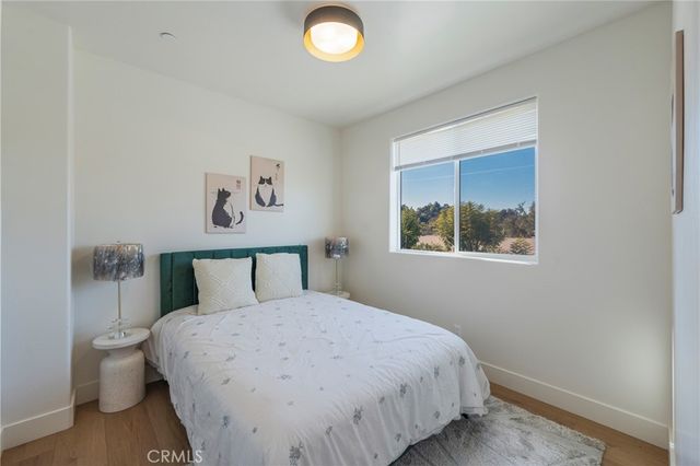712 N Chestnut Avenue, Los Angeles, CA 90042