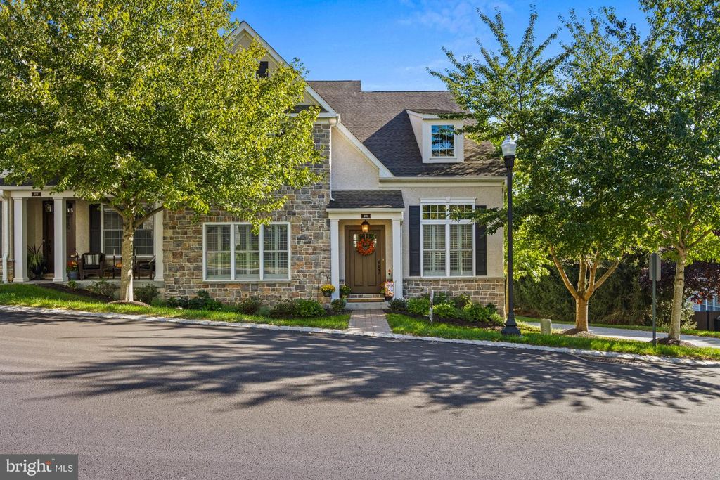 408 RAVENSCLIFF DR, MEDIA, PA 19063 — exterior
