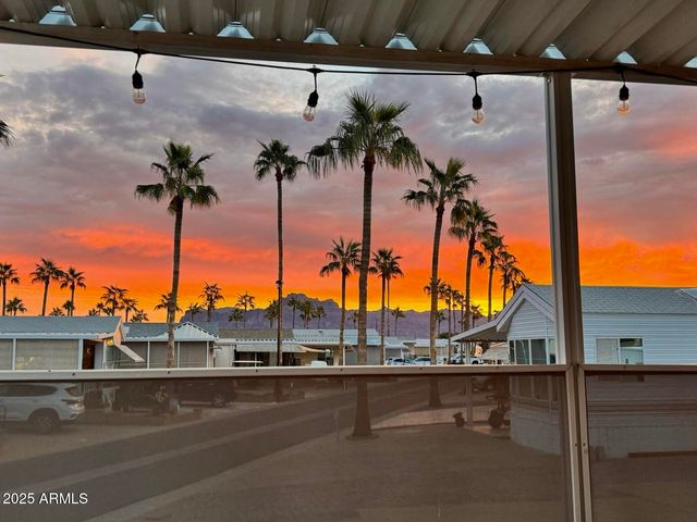 1374 W Chesapeake Avenue, Apache Junction, AZ 85119