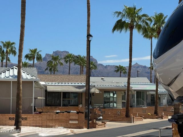 1374 W Chesapeake Avenue, Apache Junction, AZ 85119