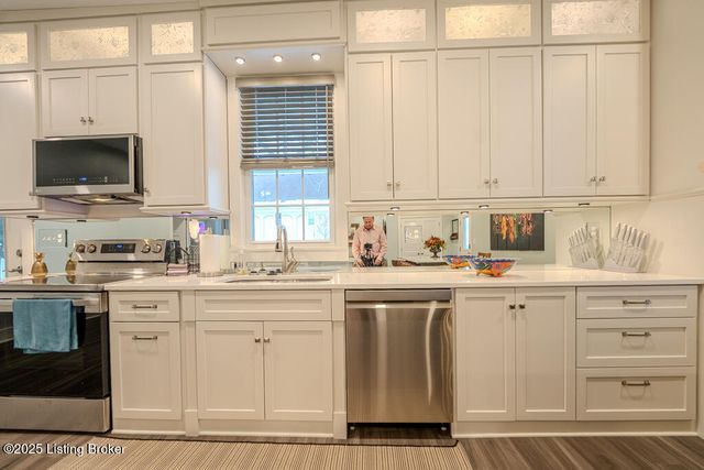 109 S Walnut Ave, La Grange, KY 40031