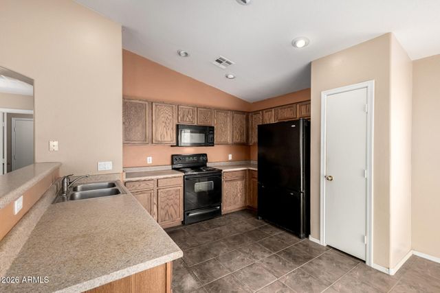 45540 W WINDMILL Drive, Maricopa, AZ 85139