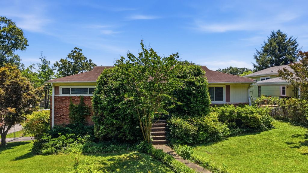 3944 Azalean Drive, Chattanooga, TN 37415