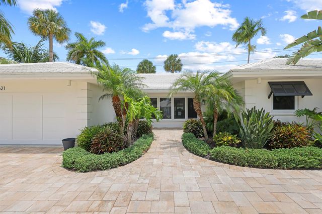 621 Apple Tree Lane, Boca Raton, FL 33486
