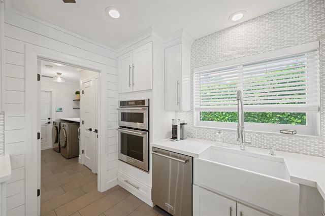 621 Apple Tree Lane, Boca Raton, FL 33486