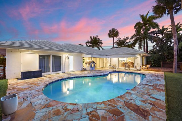 621 Apple Tree Lane, Boca Raton, FL 33486