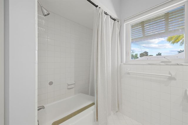 621 Apple Tree Lane, Boca Raton, FL 33486