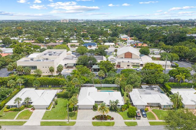 621 Apple Tree Lane, Boca Raton, FL 33486