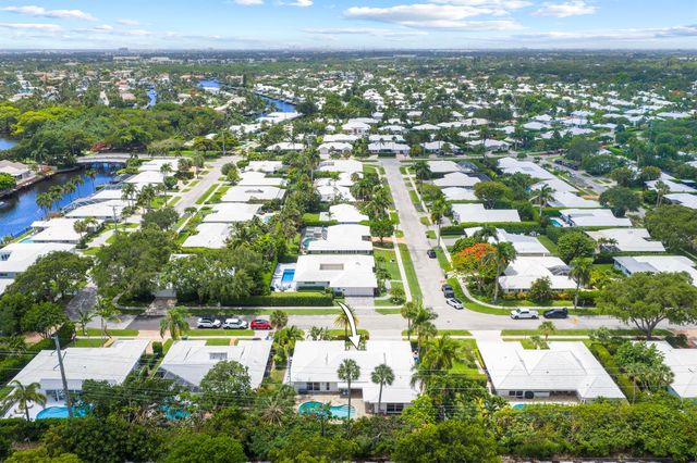 621 Apple Tree Lane, Boca Raton, FL 33486