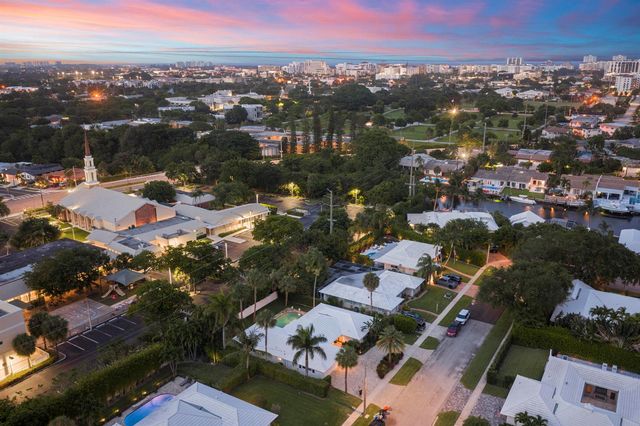621 Apple Tree Lane, Boca Raton, FL 33486