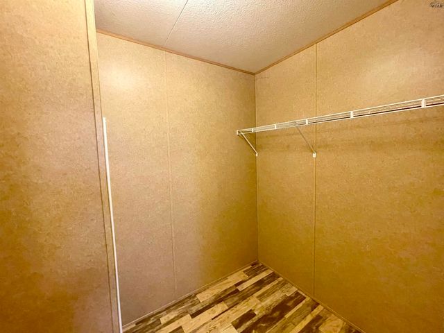 509 S ANGELINA AVENUE, Henrietta, TX 76365