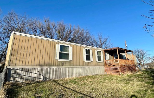 509 S ANGELINA AVENUE, Henrietta, TX 76365