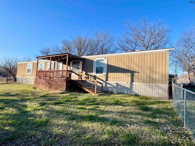 509 S ANGELINA AVENUE, Henrietta, TX 76365