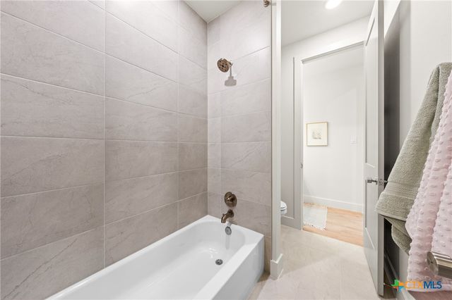 203 Glenview Circle, Belton, TX 76513
