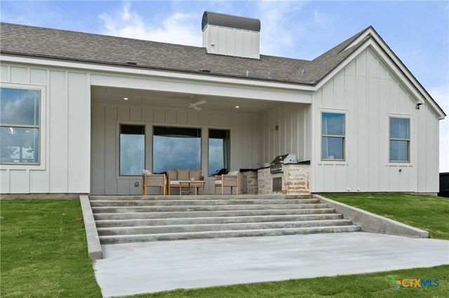203 Glenview Circle, Belton, TX 76513