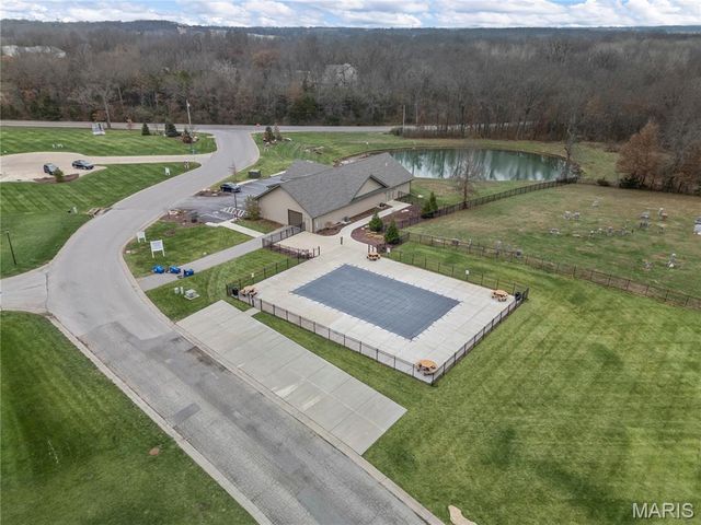 528 Birchwood Drive, Moscow Mills, MO 63362