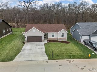 528 Birchwood Drive, Moscow Mills, MO 63362