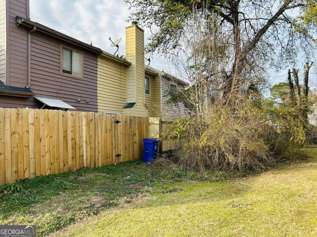 5841 Trent Walk Drive, Lithonia, GA 30038
