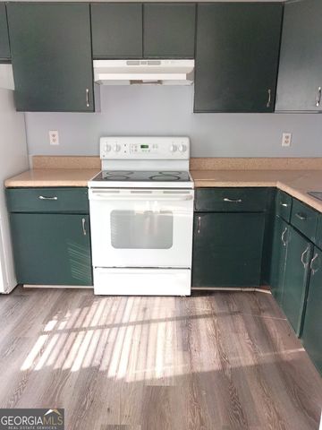 5841 Trent Walk Drive, Lithonia, GA 30038