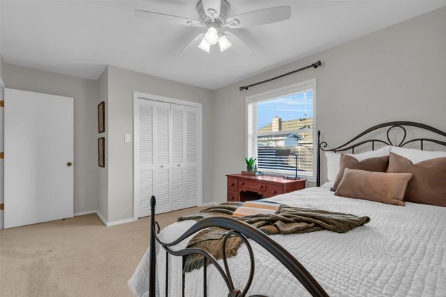 1637 Bedford Oaks Drive, Bedford, TX 76021