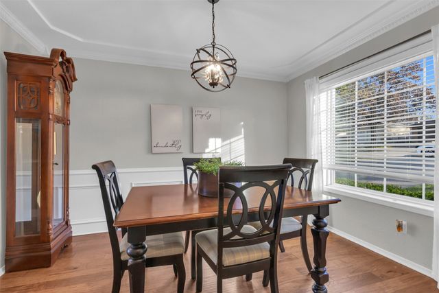 1637 Bedford Oaks Drive, Bedford, TX 76021