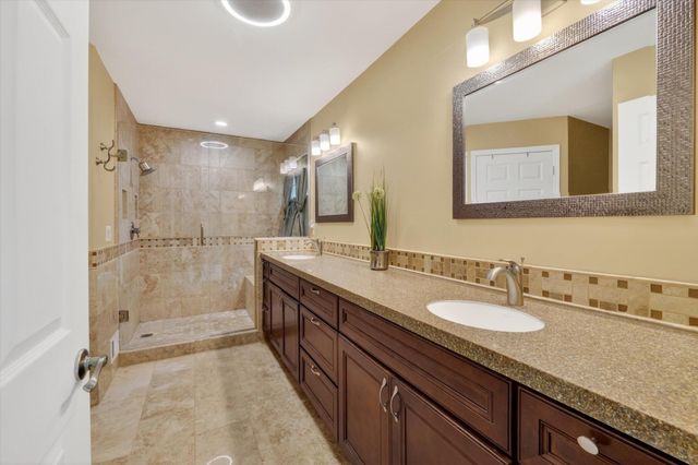 39639 Dun Rovin Drive, Northville Twp, MI 48168