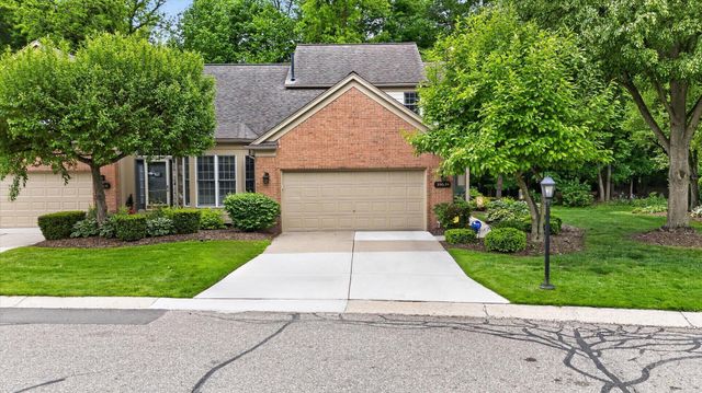 39639 Dun Rovin Drive, Northville Twp, MI 48168