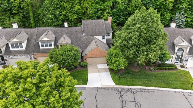 39639 Dun Rovin Drive, Northville Twp, MI 48168