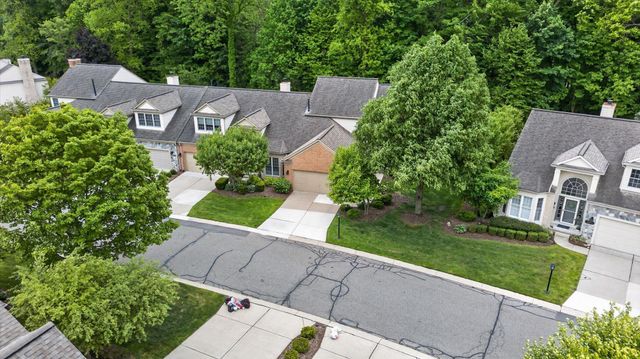 39639 Dun Rovin Drive, Northville Twp, MI 48168