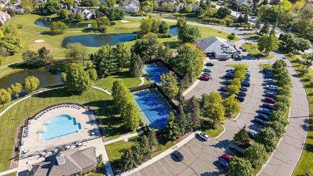 39639 Dun Rovin Drive, Northville Twp, MI 48168