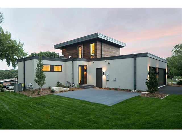 5104 Thotland Road, Golden Valley, MN 55422