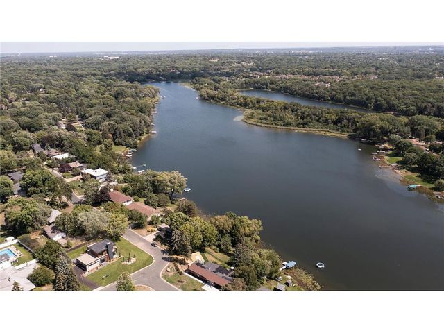 5104 Thotland Road, Golden Valley, MN 55422