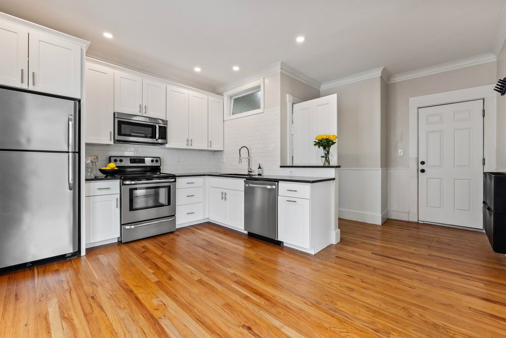 773 Congress Street 3, Portland, ME 04102 — photo 2