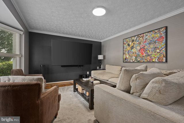 2725 MOORES VALLEY, Baltimore, MD 21209