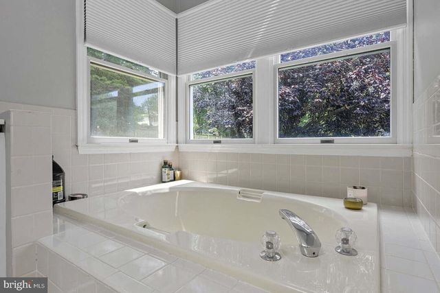 2725 MOORES VALLEY, Baltimore, MD 21209