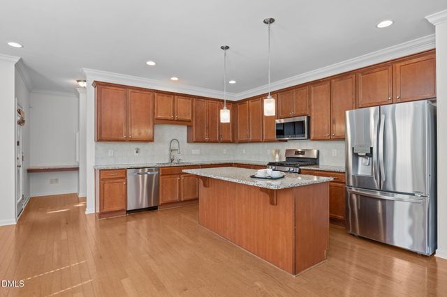 729 Lake Artesia Lane, Fuquay Varina, NC 27526