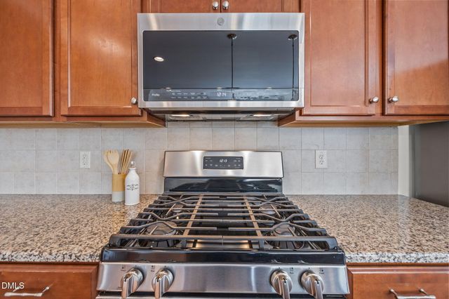 729 Lake Artesia Lane, Fuquay Varina, NC 27526