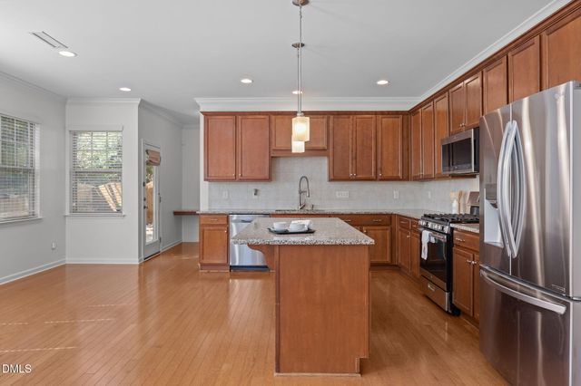 729 Lake Artesia Lane, Fuquay Varina, NC 27526